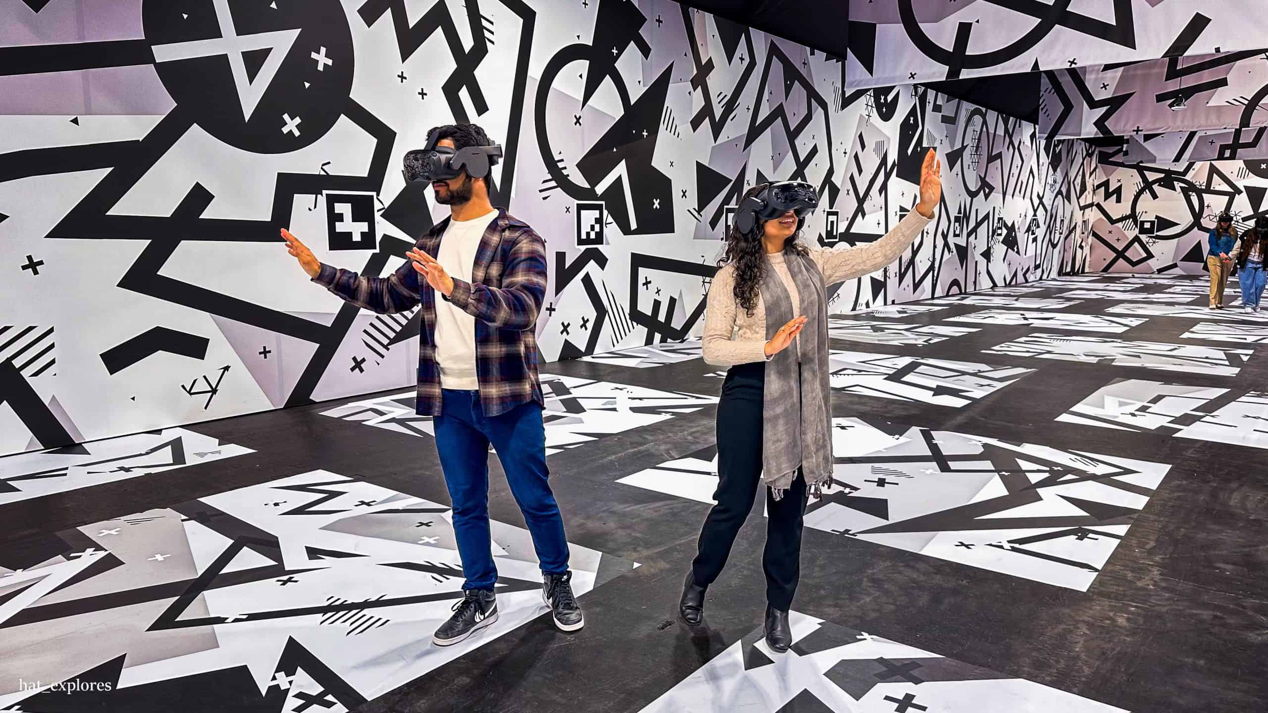 Valentine's Day gift ideas for travelers: Couple experiencing VR at Horizon of Khufu.