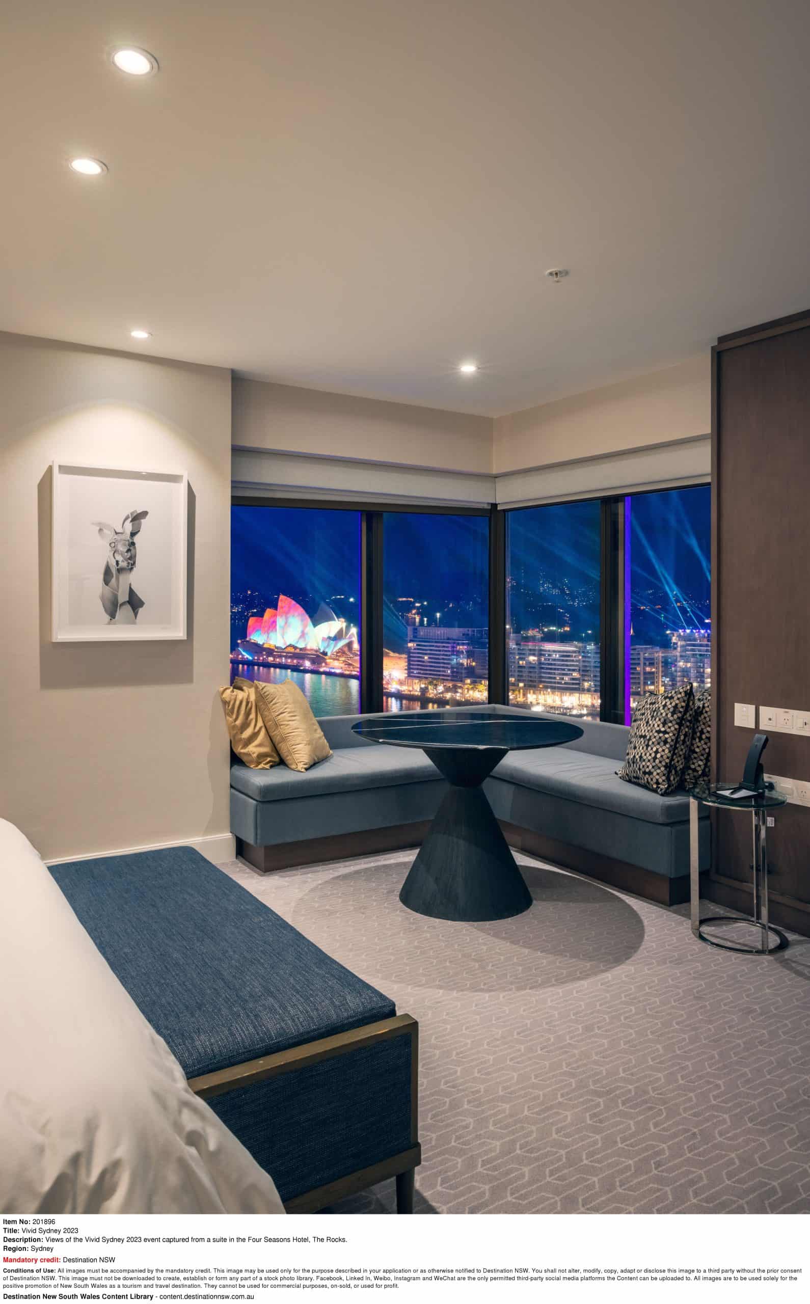 Four Seasons Hotel having some of the best views of Vivid Sydney! 